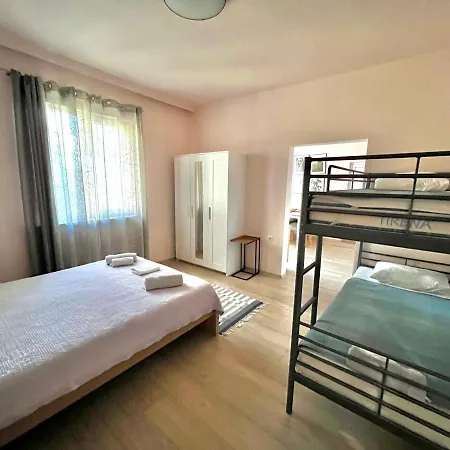 Thermi 1 Apartment Warna