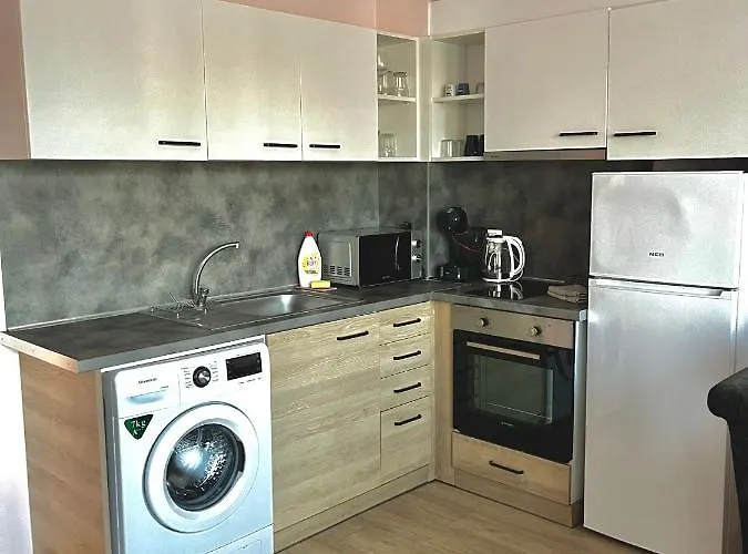 Thermi 1 Апартаменты