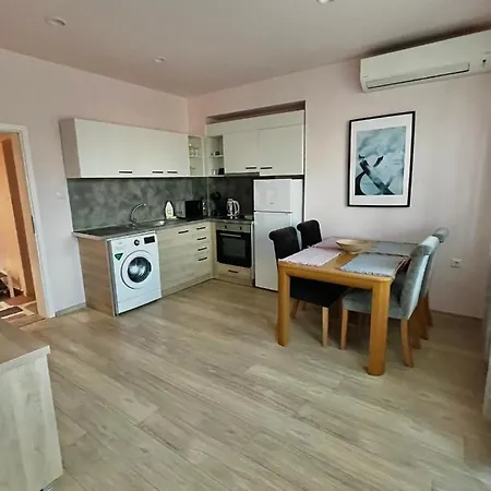 Apartamento Thermi 1