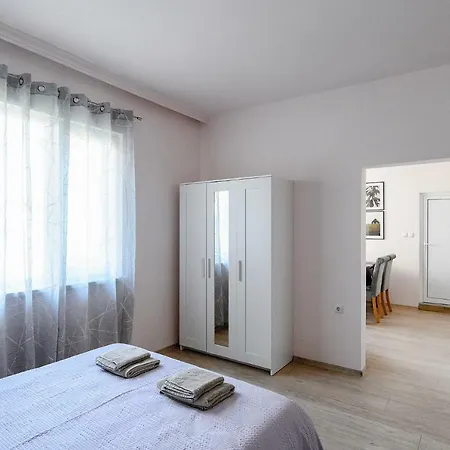 Apartamento Thermi 1 *